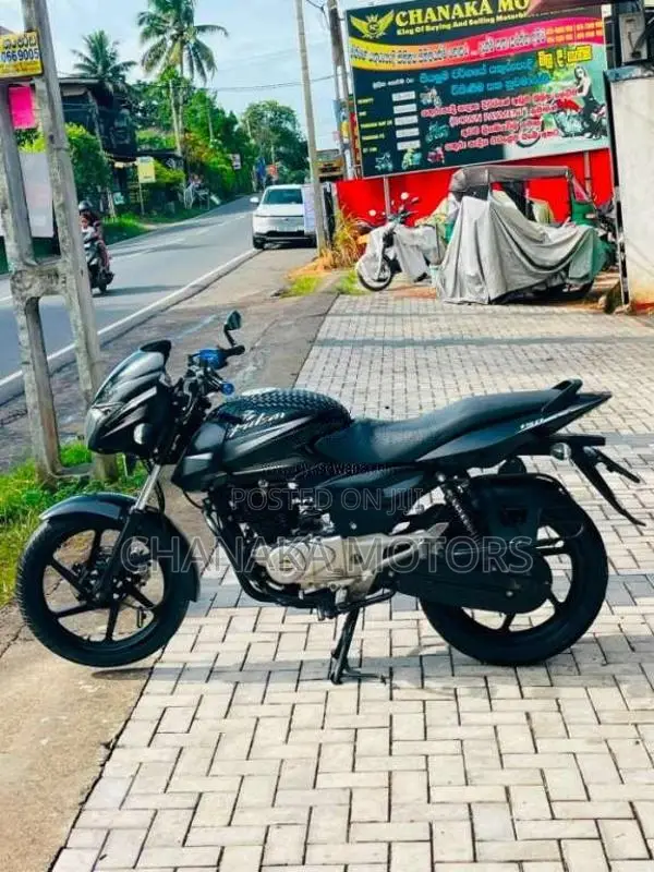 Bajaj Pulsar 150 2017 Motorbike (Used)
