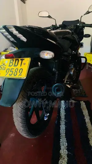 Bajaj Pulsar 180 2016 Motorbike (Used)