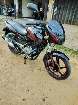 Bajaj Pulsar 150 2015 Motorbike (Used)