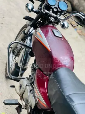 Bajaj Boxer 2002 Motorbike (Used)