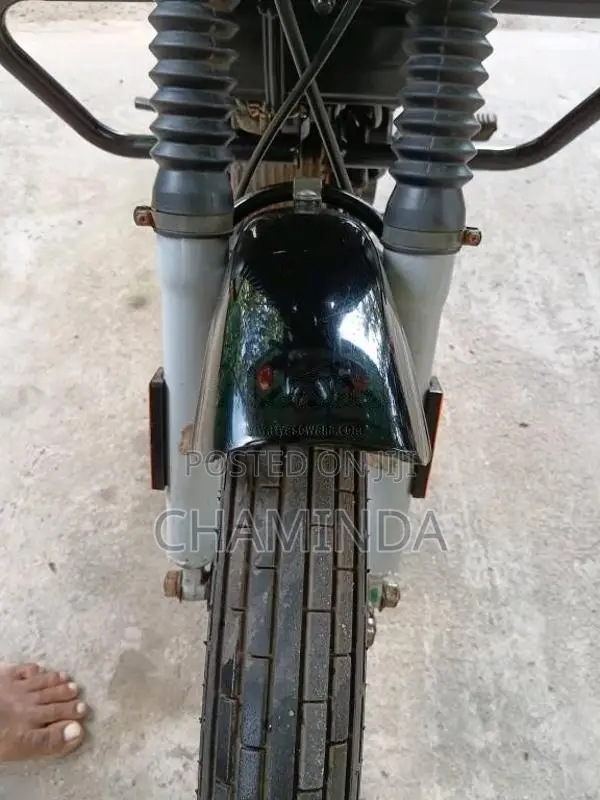 TVS Xl 100 2025 Motorbike (Used)