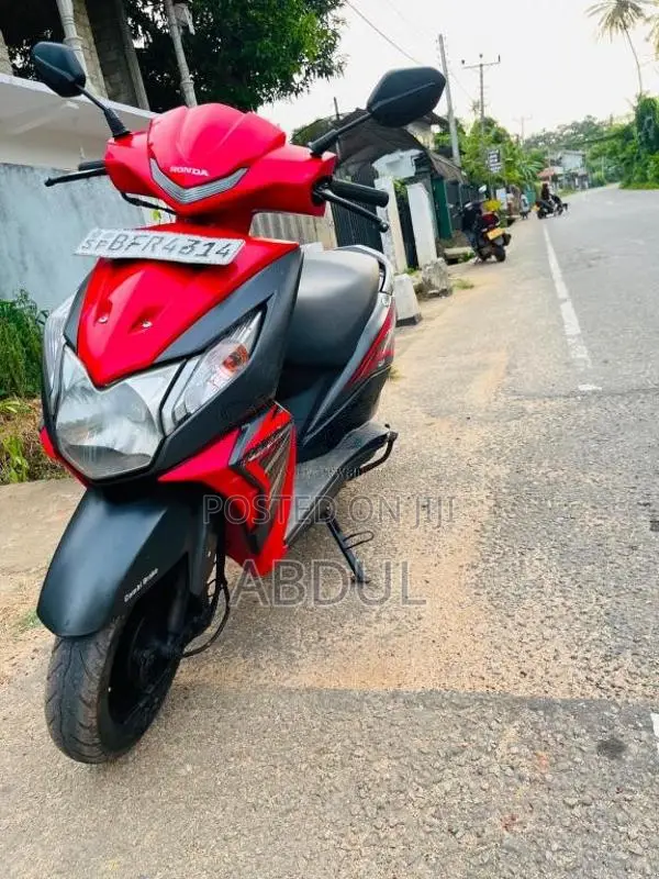 Honda Dio 2017 Motorbike (Used)