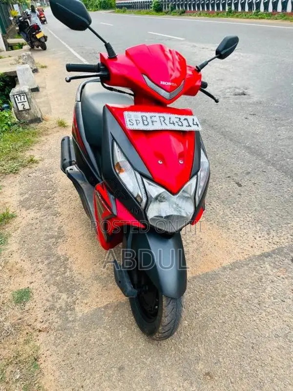 Honda Dio 2017 Motorbike (Used)