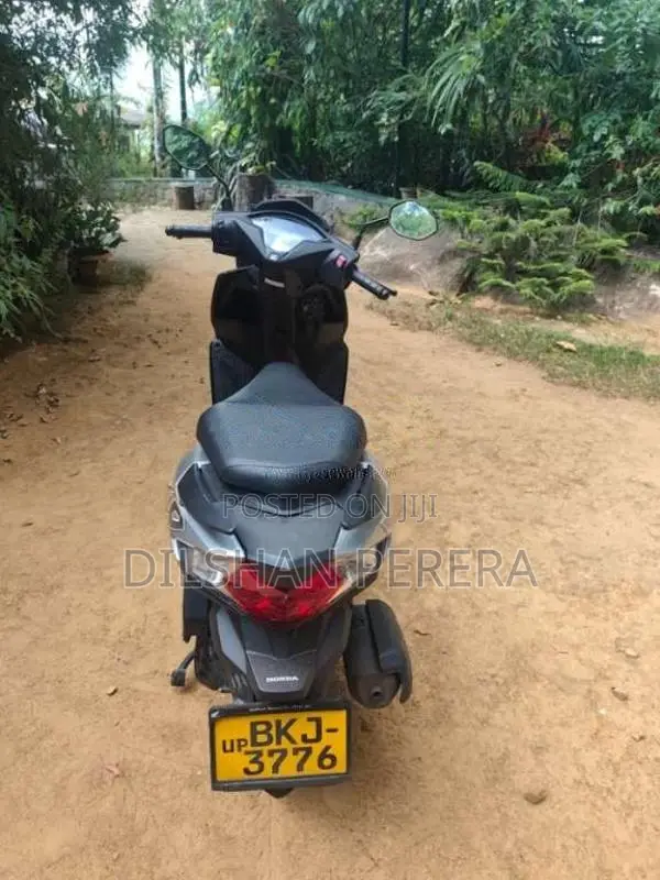Honda Dio 2025 Motorbike (Used)