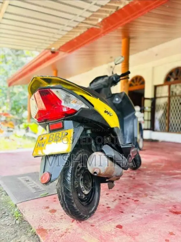 Honda Dio 2014 Motorbike (Used)