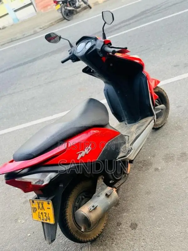 Honda DIO 2012 Motorbike (Used)
