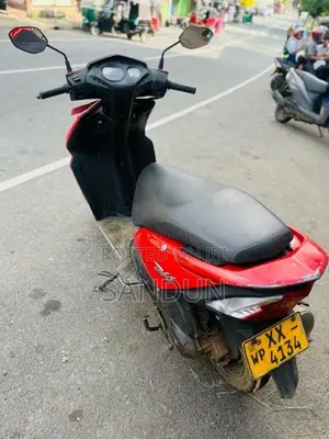Honda DIO 2012 Motorbike (Used)