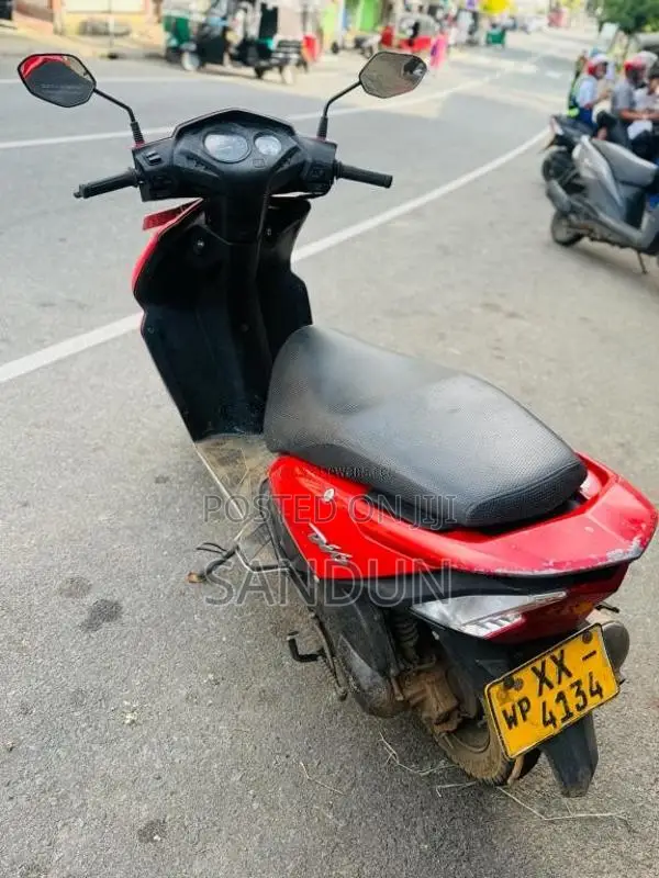 Honda DIO 2012 Motorbike (Used)
