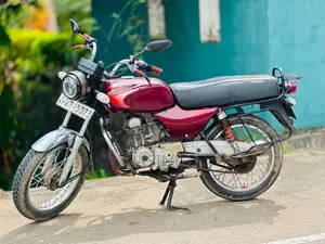Bajaj Boxer 2010 Motorbike (Used)