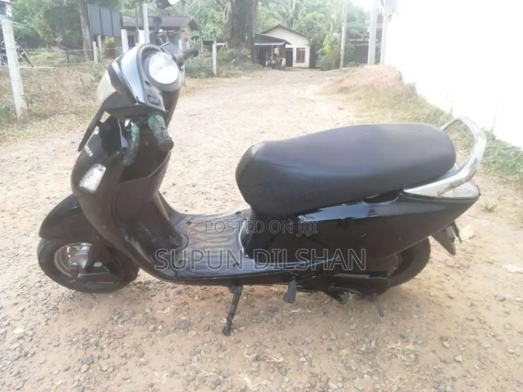 Hero Pleasure 2012 Motorbike (Used)