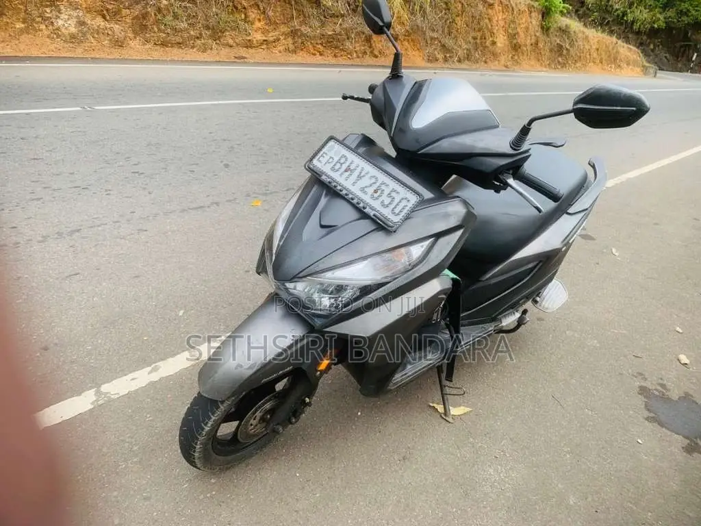 Honda Grazia 2019 Motorbike (Used)