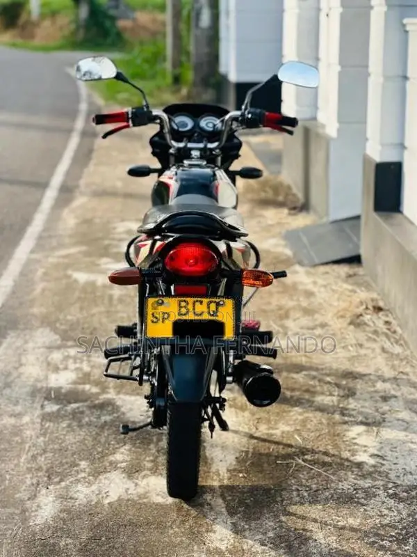 Bajaj Platina 100 2015 Motorbike (Used)