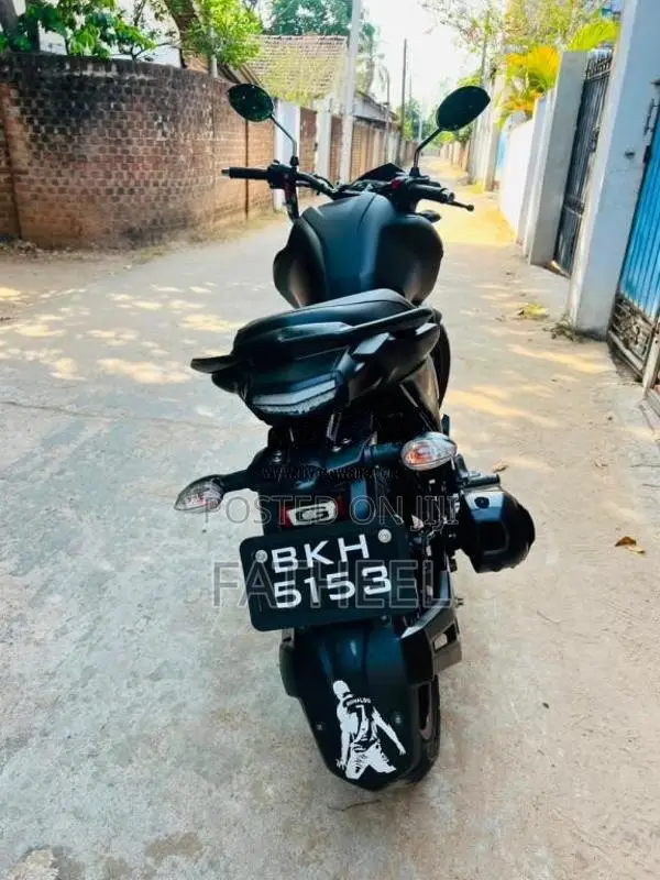 Yamaha Fzv4 2025 Motorbike (Used)