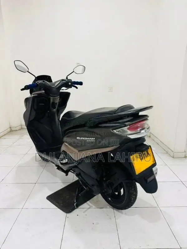 Suzuki BURGMAN 2019 Motorbike (Used)