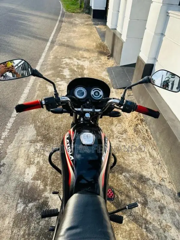 Bajaj Platina 100 2015 Motorbike (Used)