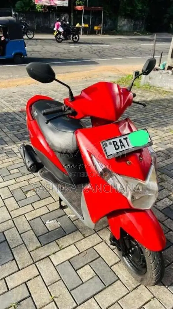 Honda DIO 2014 Motorbike (Used)