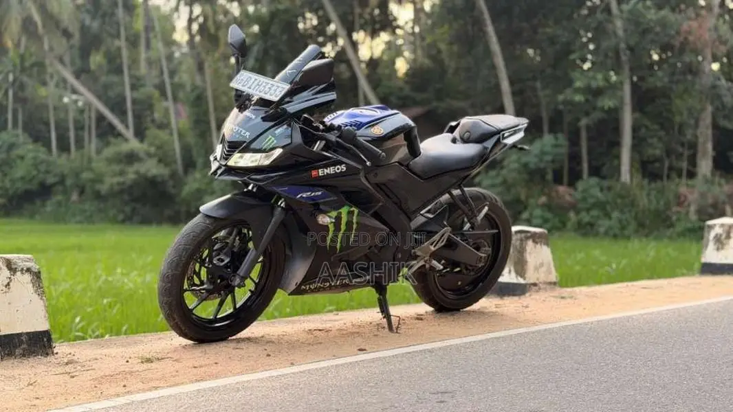 Yamaha R15 2019 Motorbike (Used)