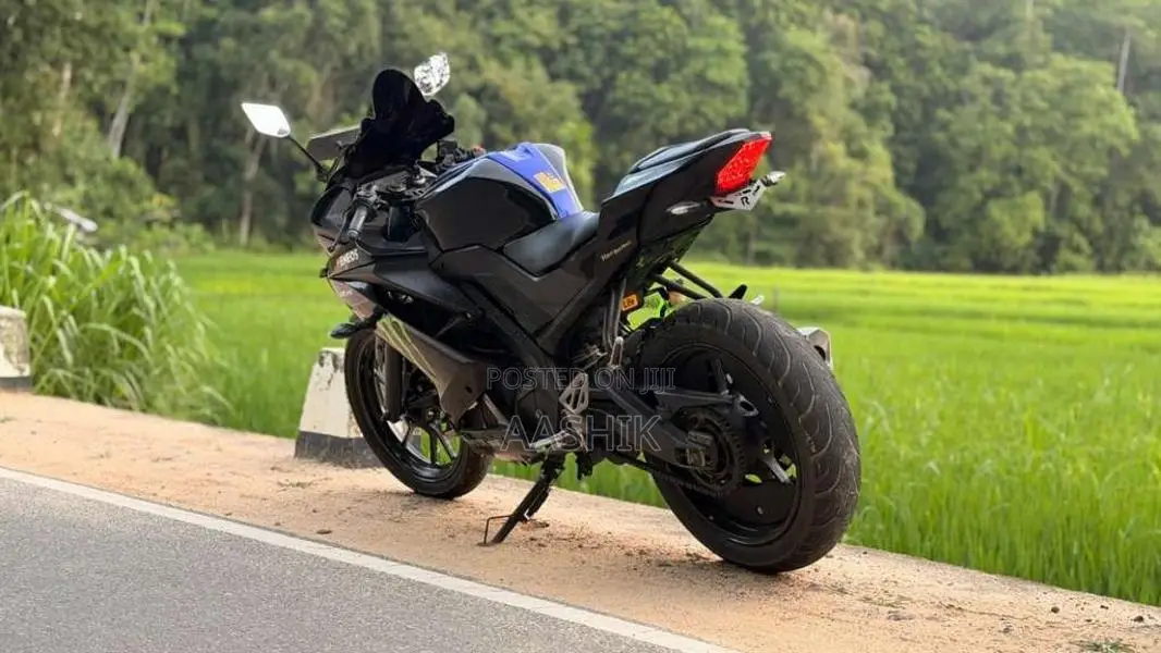 Yamaha R15 2019 Motorbike (Used)