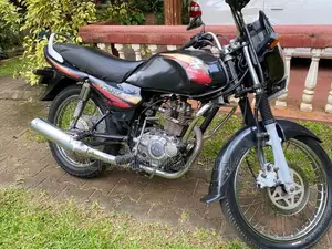 Bajaj Caliber 2004 Motorbike (Used)