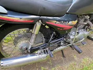 Bajaj Caliber 2004 Motorbike (Used)