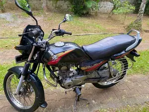Bajaj Caliber 2004 Motorbike (Used)