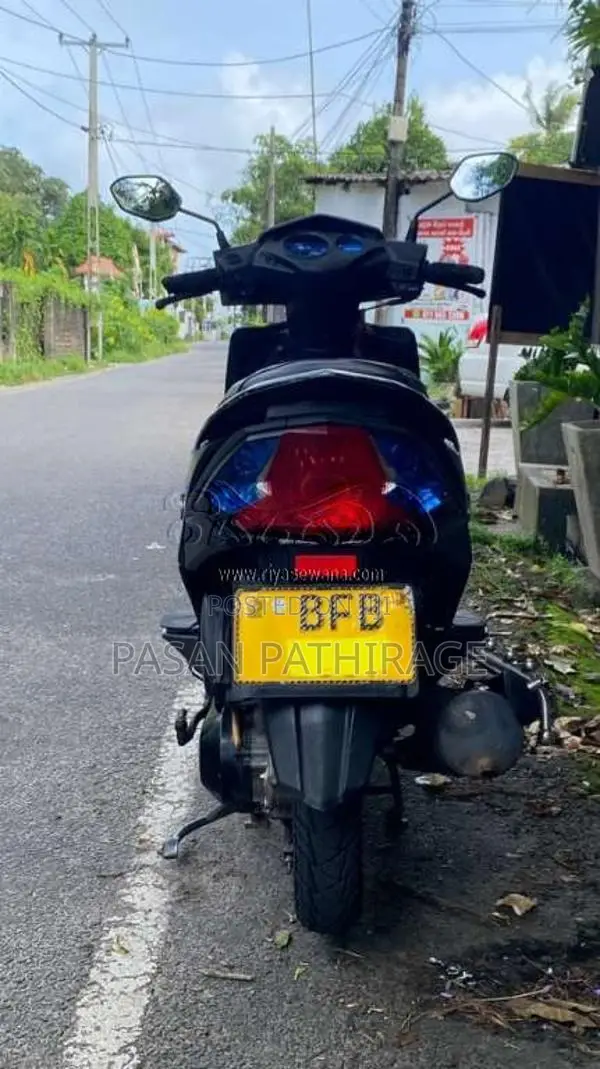 Honda Dio 2017 Motorbike (Used)