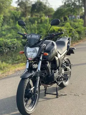 Yamaha FZ 2011 Motorbike (Used)
