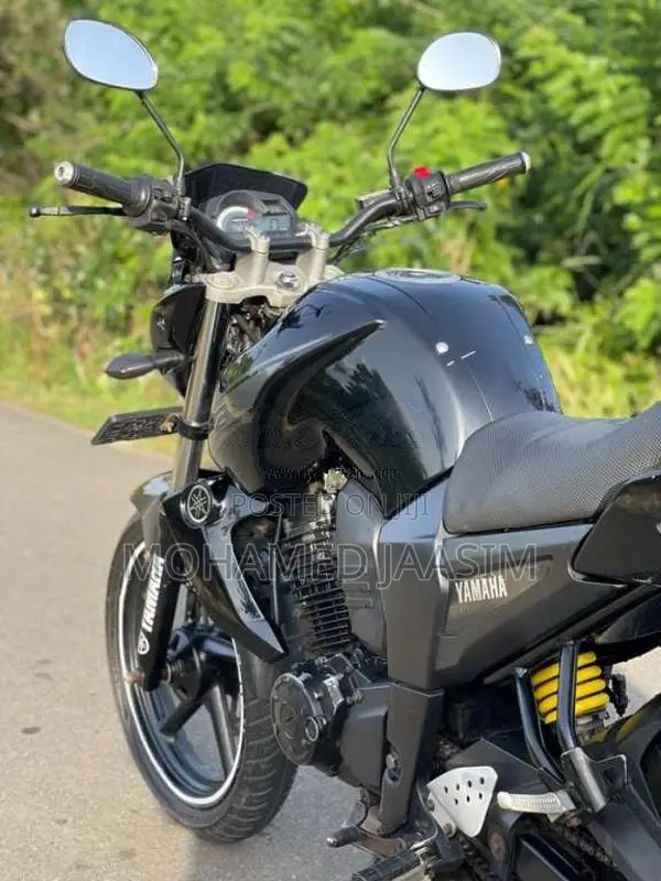 Yamaha FZ 2011 Motorbike (Used)