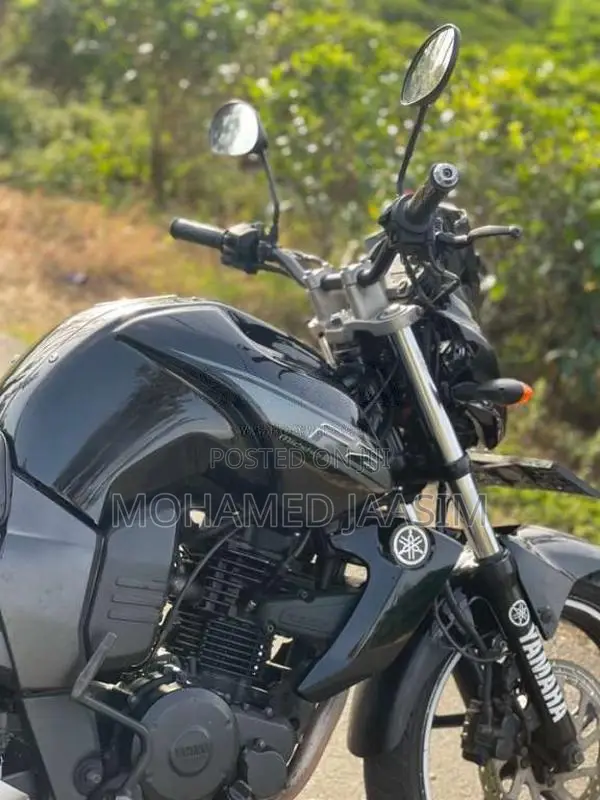 Yamaha FZ 2011 Motorbike (Used)