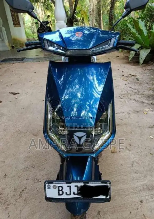 Yadea T5 2024 Motorbike (Used)