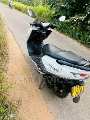 Suzuki Burgman 2019 Motorbike (Used)
