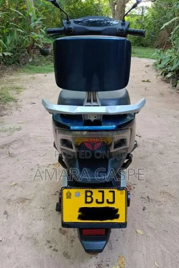Yadea T5 2024 Motorbike (Used)