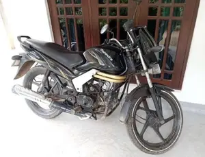 Mahindra Centuro 2014 Motorbike (Used)