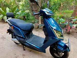 Yadea T5 2024 Motorbike (Used)