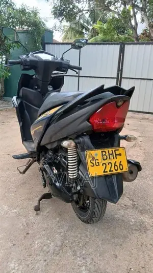 Yamaha Ray Zr 2018 Motorbike (Used)