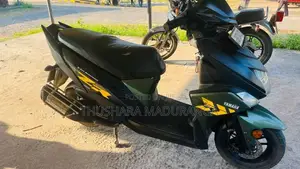 Yamaha Ray ZR 2017 Motorbike (Used)