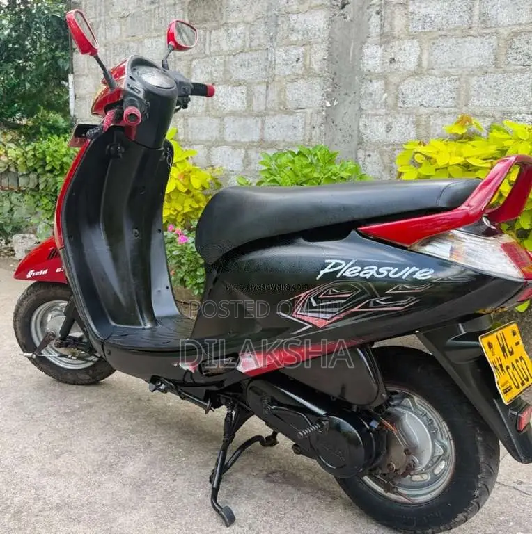 Hero Pleasure 2011 Motorbike (Used)