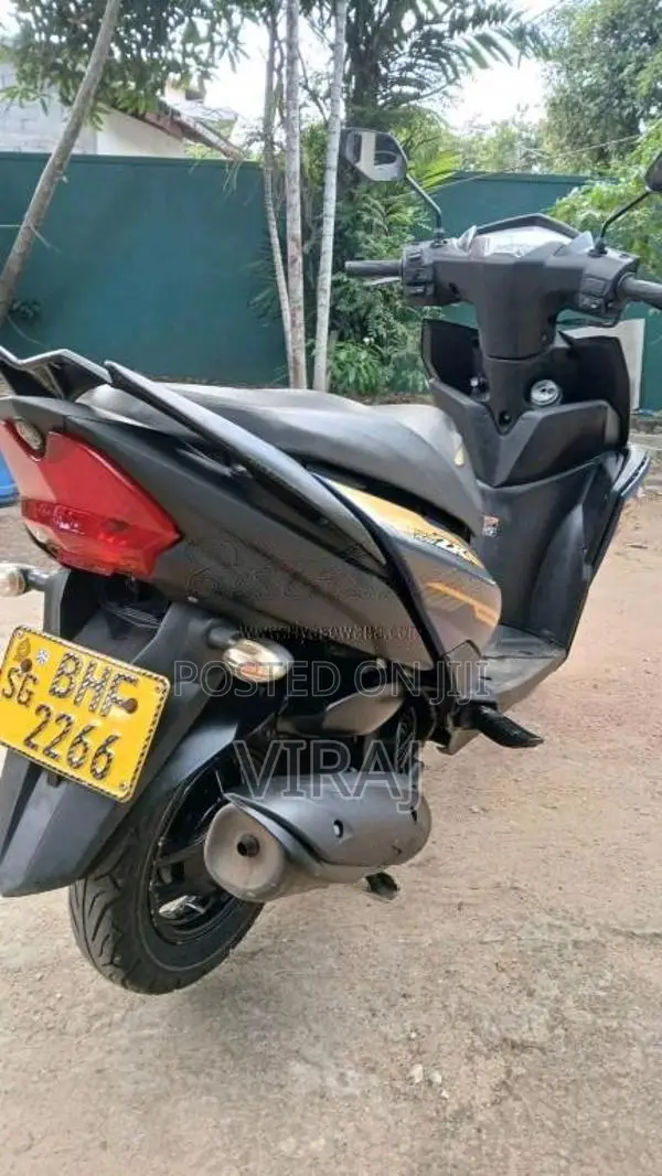Yamaha Ray Zr 2018 Motorbike (Used)