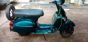Bajaj Classic 2000 Motorbike (Used)