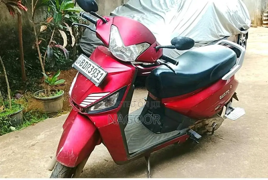 Mahindra Gusto 2015 Motorbike (Used)
