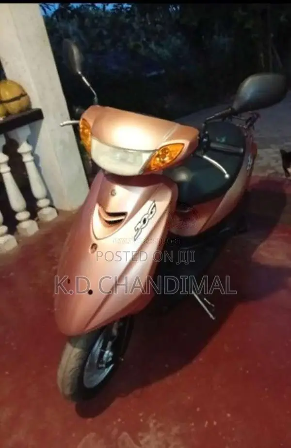 Yamaha 48cc 2023 Motorbike (Used)