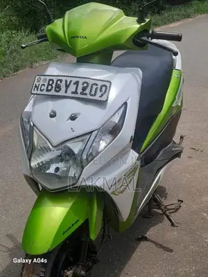 Honda Dio 2015 Motorbike (Used)