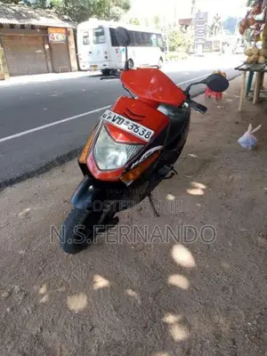 Honda Dio 2010 motorcycle (Used)