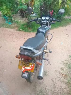 Bajaj CT-100 2004 Motorbike (Used)