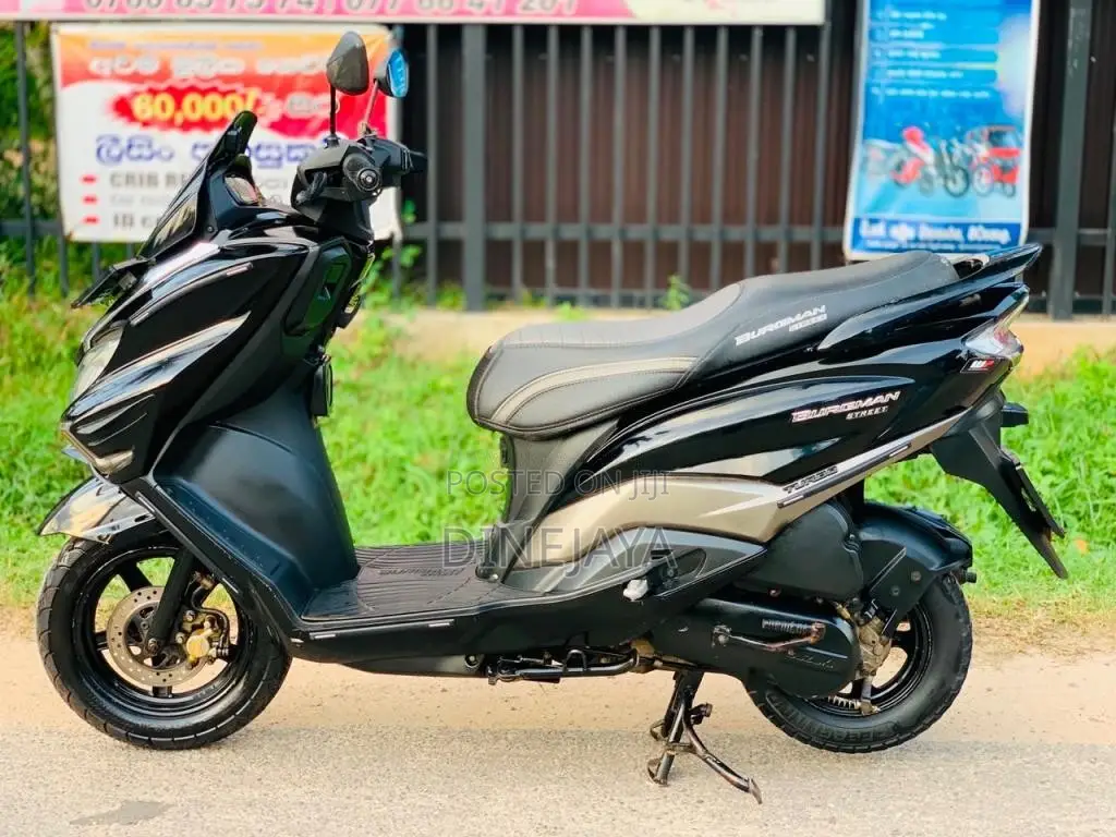 Suzuki BURGMAN 2019 Motorbike (Used)