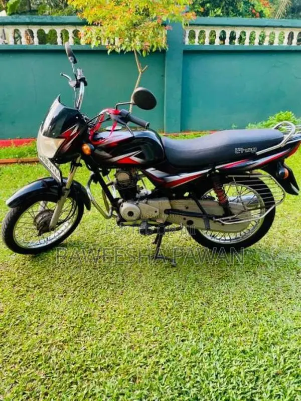 Bajaj CT-100 2015 Motorbike (Used)
