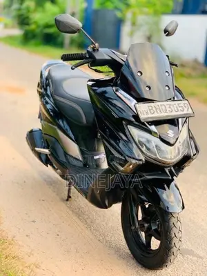 Suzuki BURGMAN 2019 Motorbike (Used)