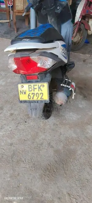 Honda DIO 2018 Motorbike (Used)
