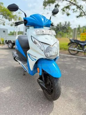 Honda Dio 2015 Motorbike (Used)