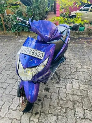 Honda Dio 2013 Motorbike (Used)